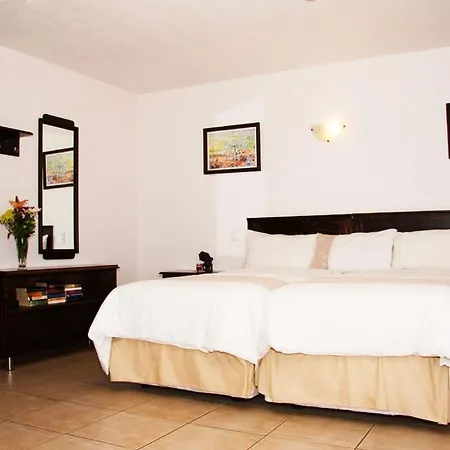 Stephan'S Guest House Port Shepstone Exterior photo